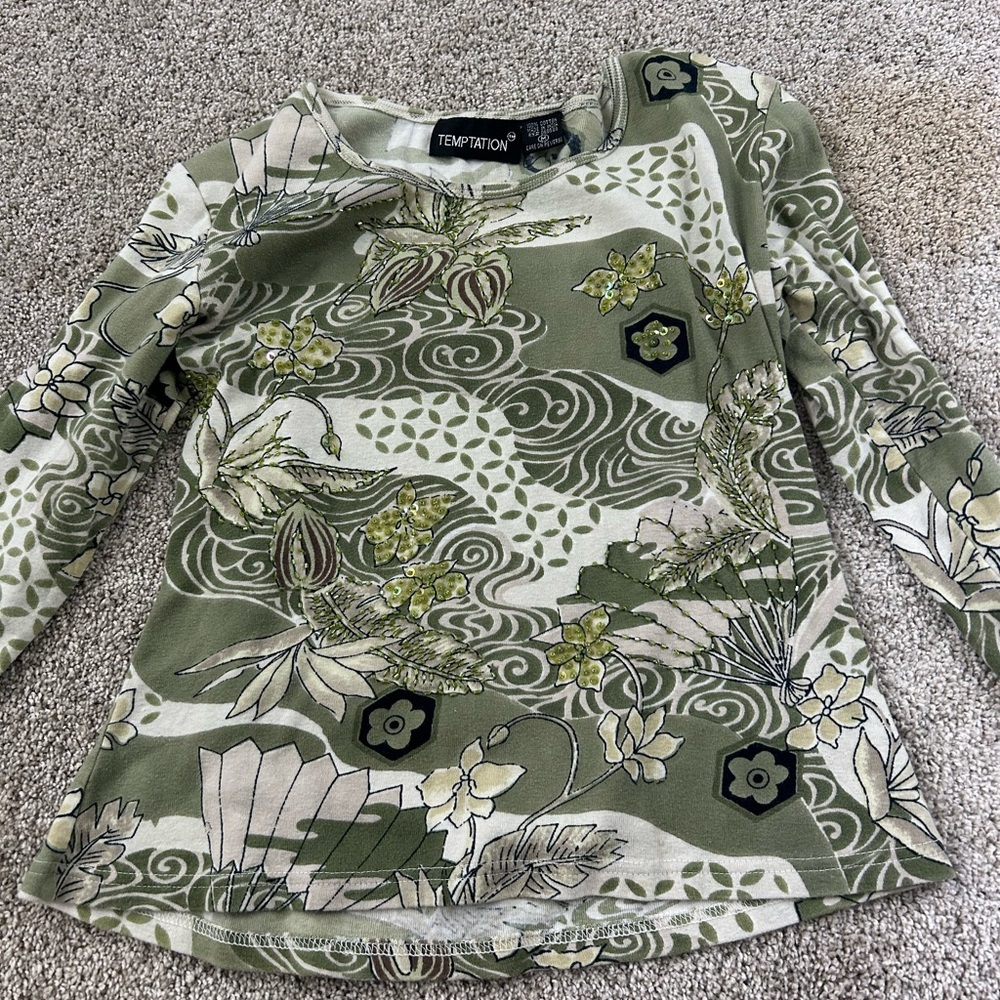 Green flower top with beading details!
